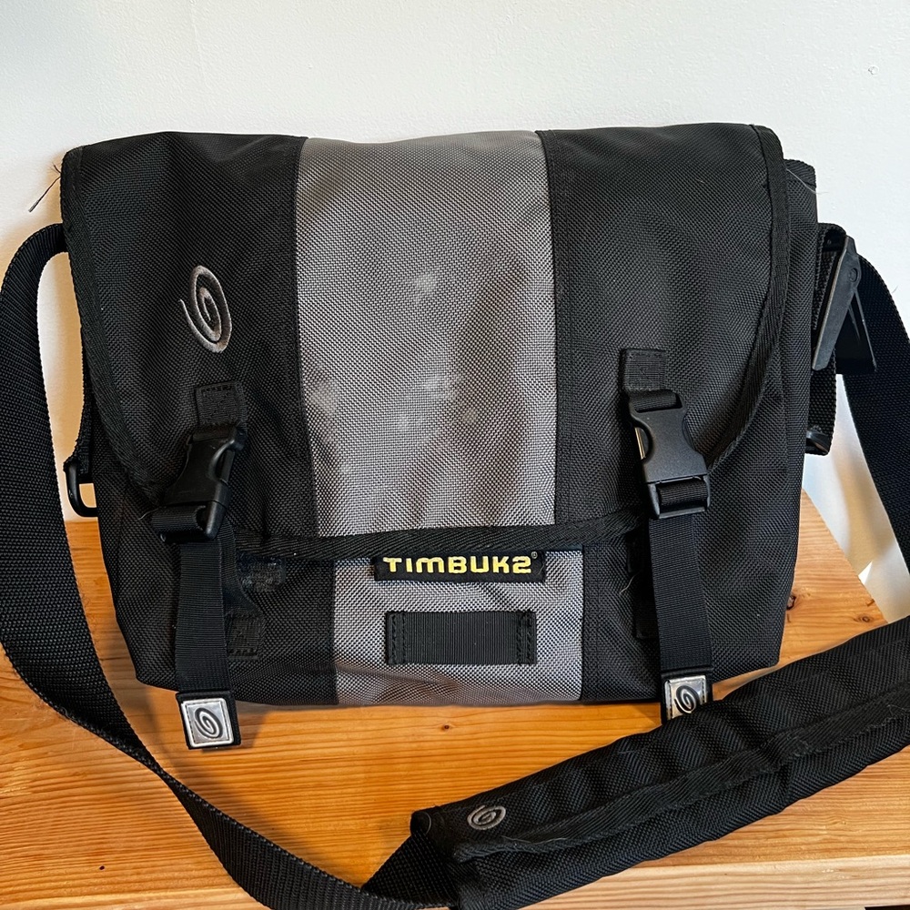 Timbuk2 Black and Gray Commuter Messenger Bag